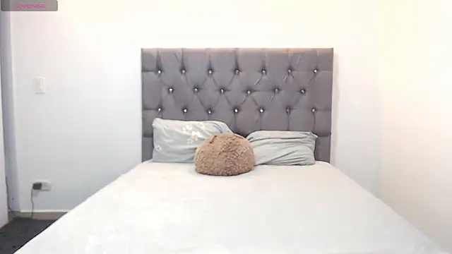 Maya Lewis online show from 03/22/25, 08:15