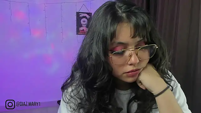 Snapshot of mary_diaz1 chatting on 03/18/25, 02:47 mary diaz1 online show from 03/18/25, 02:47