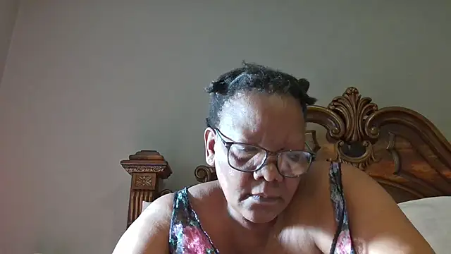 Snapshot of SEXYBOOBSNASS chatting on 01/13/25, 05:33 SEXYBOOBSNASS online show from 01/13/25, 05:33