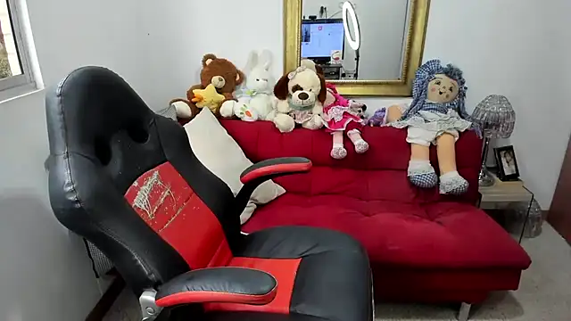 NicolettColin online show from 01/03/25, 08:54