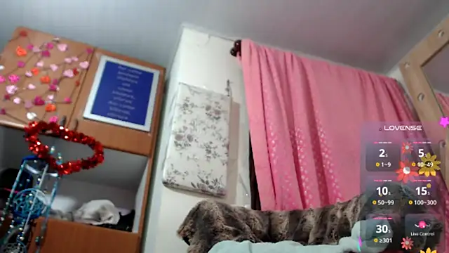 Snapshot of Bekkakinky chatting on 10/14/25, 05:14 Bekkakinky online show from 10/14/25, 05:14