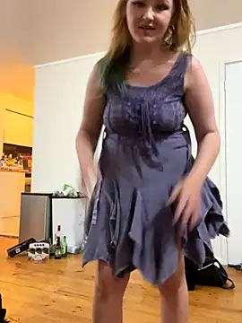 Demure Whore online show from 10/28/25, 09:13