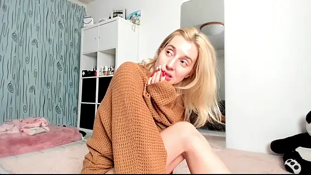 KenzieDawton online show from 01/09/25, 08:24