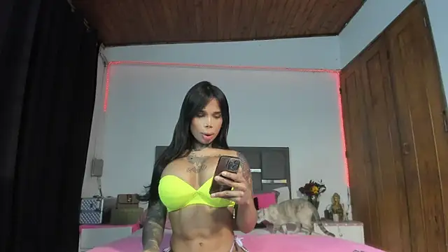 12INCHXIMENAXXX online show from 03/15/25, 01:30