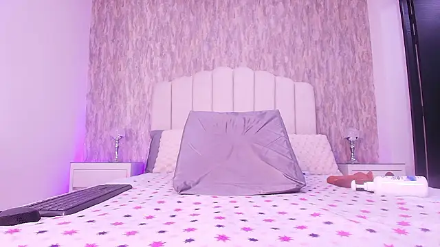 raven lilith  online show from 02/27/26, 03:17