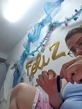 karlythothxh online show from 11/09/25, 04:49