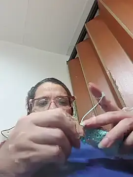 Snapshot of karlythoth@xh chatting on 07/31/26, 09:03 karlythothxh online show from 07/31/26, 09:03