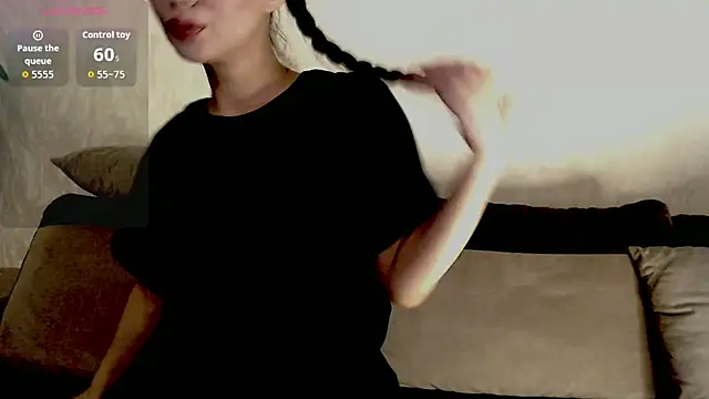 Snapshot of Iam_Luna chatting on 02/07/26, 06:22 Iam Luna online show from 02/07/26, 06:22