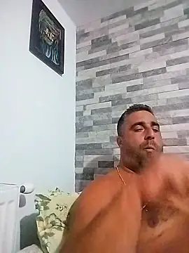 ADRIAN ADI40 online show from 09/26/25, 04:44