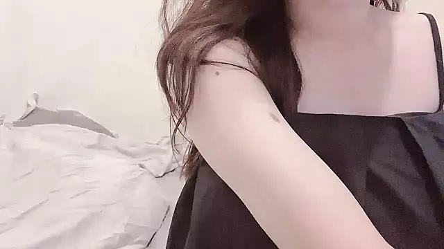 Tw Zoella online show from 09/22/25, 07:21