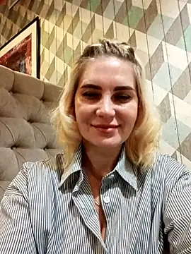 JennyOMay online show from 03/25/26, 05:46