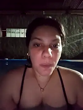 Snapshot of Janefruti chatting on 12/22/25, 12:07 Janefruti online show from 12/22/25, 12:07