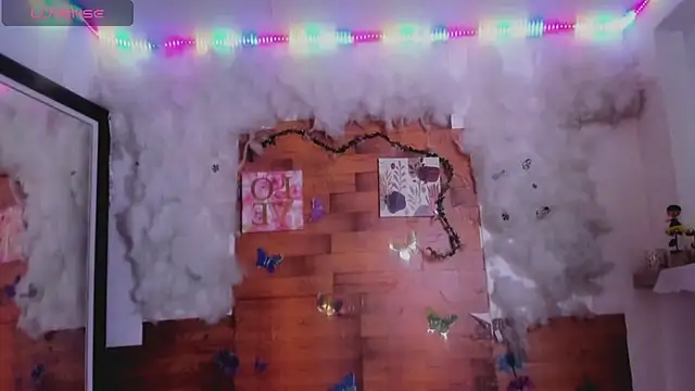 kelly thomson online show from 02/05/25, 03:55