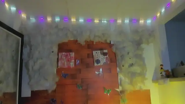 kelly thomson online show from 03/11/25, 01:12