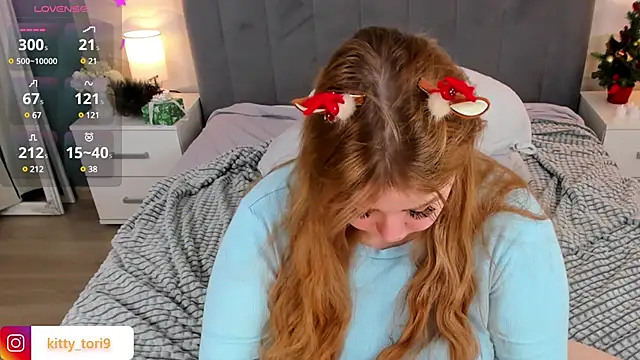 Tori cat online show from 12/15/24, 01:22