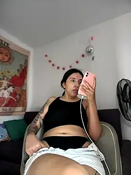 kiaraglam2 online show from 09/18/25, 01:13