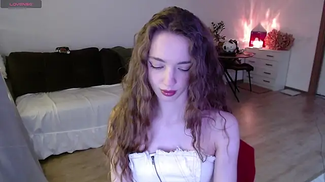 Weeissy online show from 12/01/24, 05:02