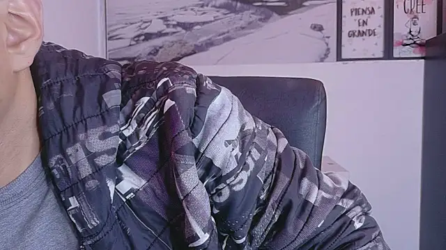 BruceSmiit online show from 04/21/26, 03:39