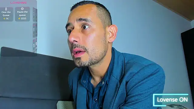 jhonyalzate2 online show from 11/15/25, 03:26