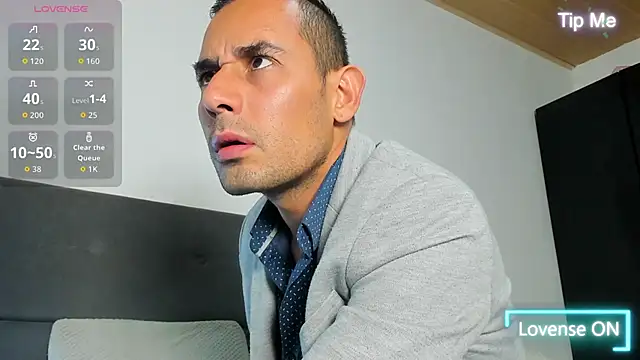 jhonyalzate2 online show from 04/07/26, 02:34