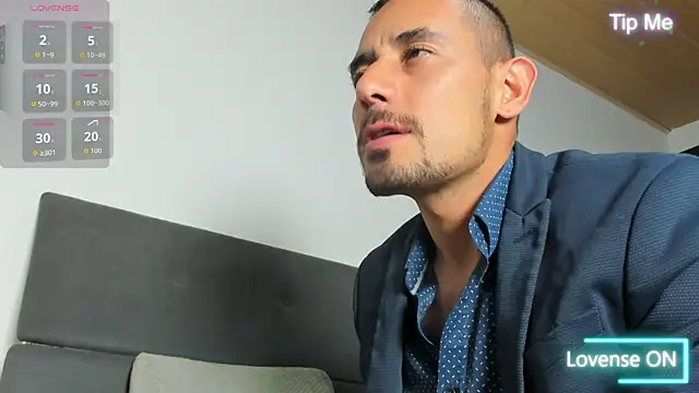 Snapshot of jhonyalzate2 chatting on 06/19/26, 02:49 jhonyalzate2 online show from 06/19/26, 02:49