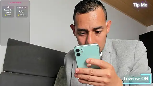 Snapshot of jhonyalzate2 chatting on 07/03/26, 02:07 jhonyalzate2 online show from 07/03/26, 02:07