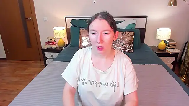 CatherineWalls online show from 02/01/26, 04:11