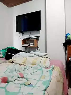 Vicky Rosse online show from 12/10/24, 05:22