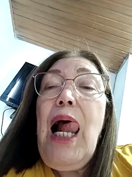 Vicky Rosse online show from 03/07/25, 08:55