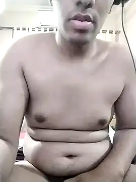 otyboy12 online show from 01/02/25, 09:33