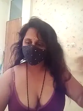 Indiantina online show from 10/16/25, 08:37