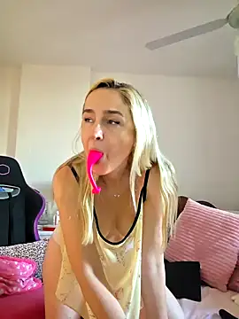 1Sweetnina online show from 12/16/25, 10:37