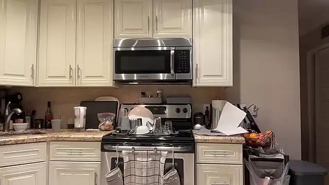 BigGuyMuscle online show from 03/05/25, 02:57