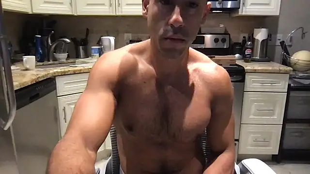 BigGuyMuscle online show from 09/20/25, 02:51