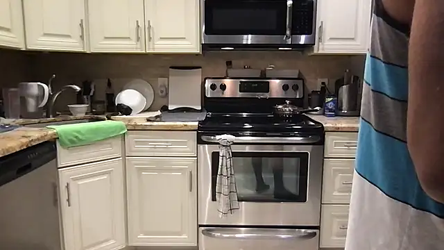 BigGuyMuscle online show from 11/05/25, 09:48