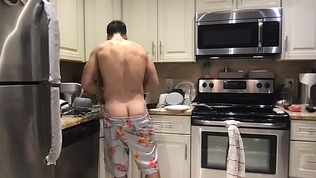 BigGuyMuscle online show from 02/14/26, 01:35