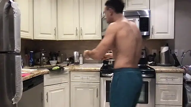 BigGuyMuscle online show from 02/22/26, 12:45