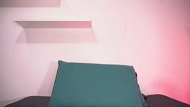 alexaa walker online show from 10/12/25, 12:15