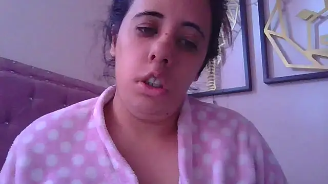 annarose19 online show from 10/04/25, 05:11