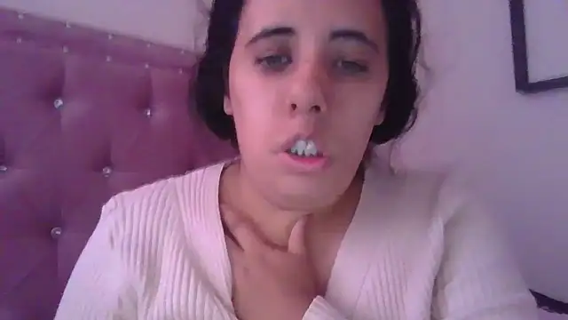 annarose19 online show from 10/14/25, 06:09