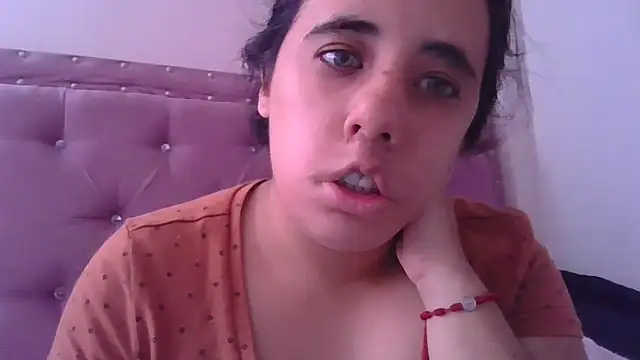 annarose19 online show from 11/05/25, 05:35