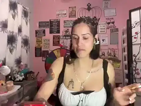 latinacubana online show from 01/18/25, 08:52