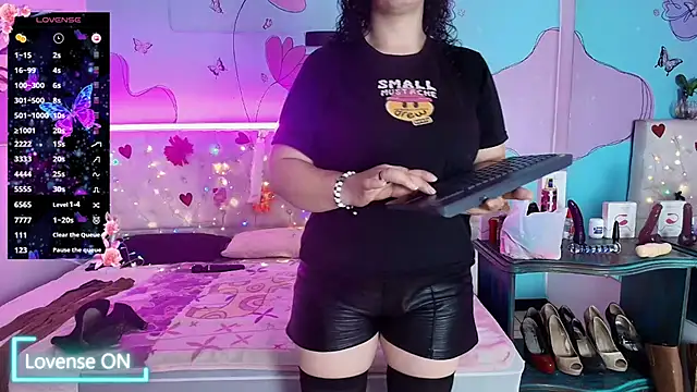 Zaly mature online show from 06/24/26, 10:20