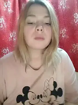 Zuli Kiska online show from 12/21/24, 12:06