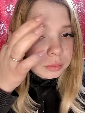 Zuli Kiska online show from 02/18/25, 08:47