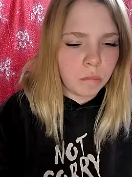 Zuli Kiska online show from 02/20/25, 08:58