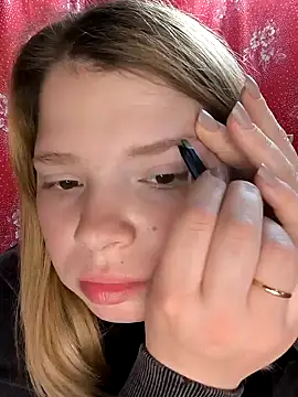 Zuli Kiska online show from 03/15/25, 08:21