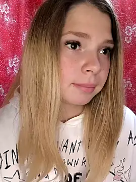 Zuli Kiska online show from 10/06/25, 11:18