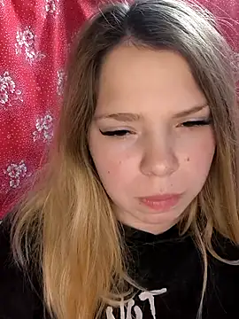 Zuli Kiska online show from 11/27/25, 08:44