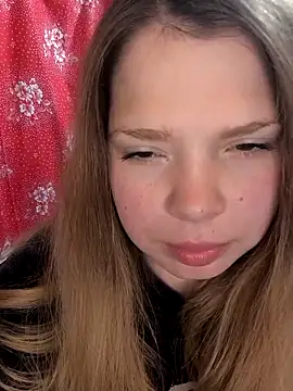 Zuli Kiska online show from 04/08/26, 07:25